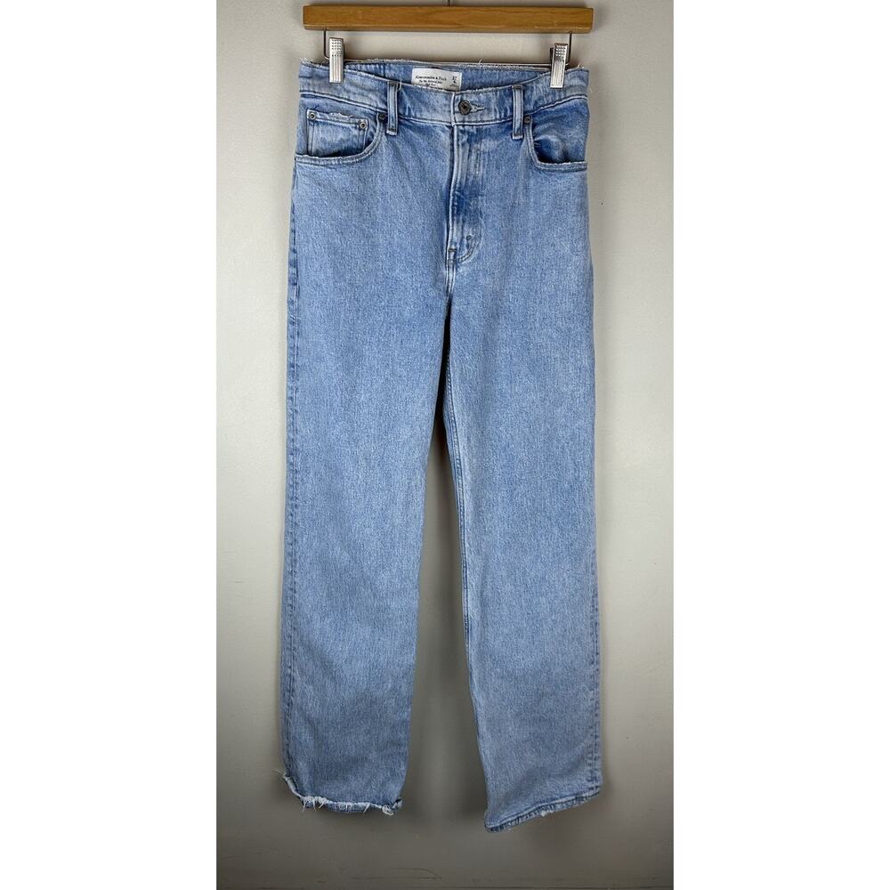 Abercrombie & Fitch 90s Relaxed Jeans Womens Size 27 High Rise Light Wash